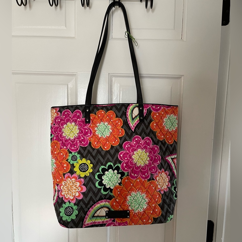 Never Been Used Vera Bradley Floral Shoulder Tote Bag